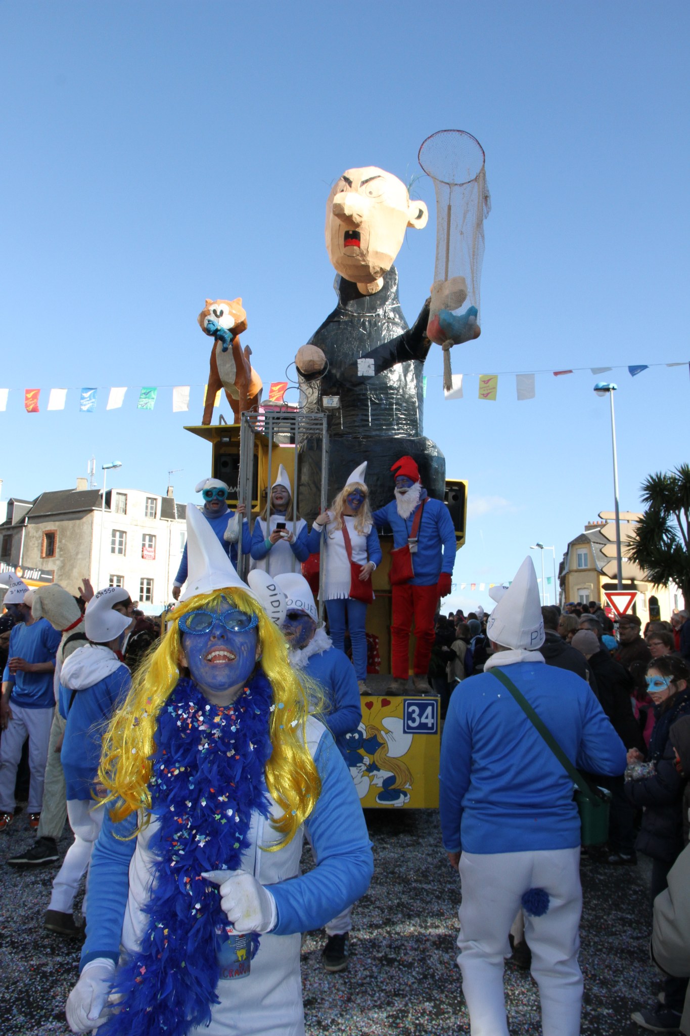Les Saint-Cop's, char du carnaval de Granville